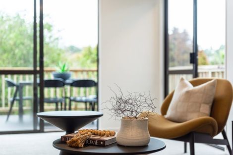 Photo of property in 8 Hague Place, Birkenhead, Auckland, 0626