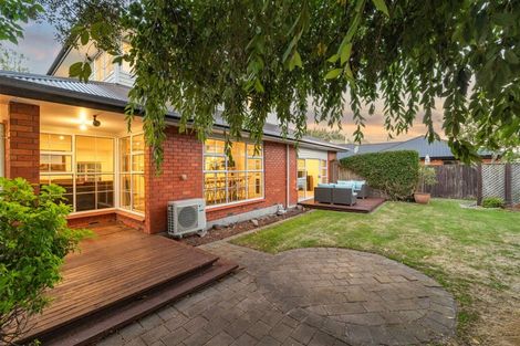 Photo of property in 6 Pasadena Place, Harewood, Christchurch, 8051