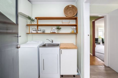 Photo of property in 15 Coddington Crescent, Masterton, 5810