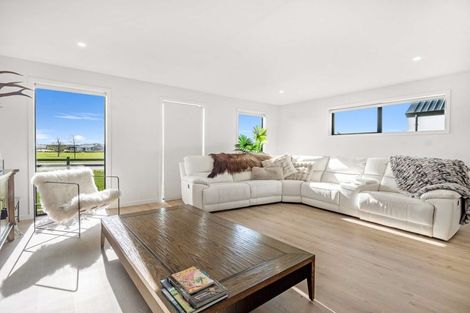 Photo of property in 2 Elm Tree Lane, Huntingdon, Ashburton, 7774