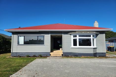 Photo of property in 35 Doyle Street, Blaketown, Greymouth, 7805
