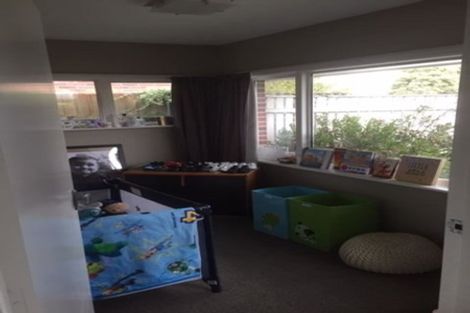 Photo of property in 7 Kipax Place, Riccarton, Christchurch, 8011