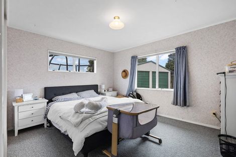 Photo of property in 105 Hillcrest Drive, Kelvin Grove, Palmerston North, 4414
