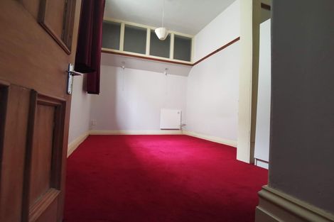 Photo of property in 105 Tasman Street, Mount Cook, Wellington, 6021