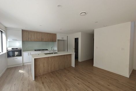 Photo of property in 22d Dallinghoe Crescent, Milford, Auckland, 0620