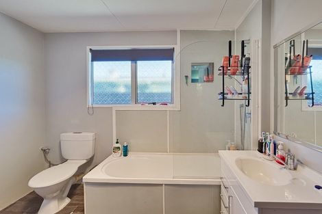 Photo of property in 180 Harvey Street, Grasmere, Invercargill, 9810