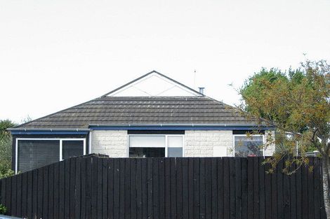 Photo of property in 48 Chipping Lane, Redwood, Christchurch, 8051