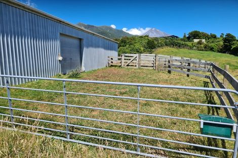 Photo of property in 797 Dover Road, Okato, 4374