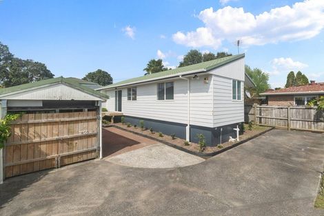 Photo of property in 3/56 Flanshaw Road, Te Atatu South, Auckland, 0610