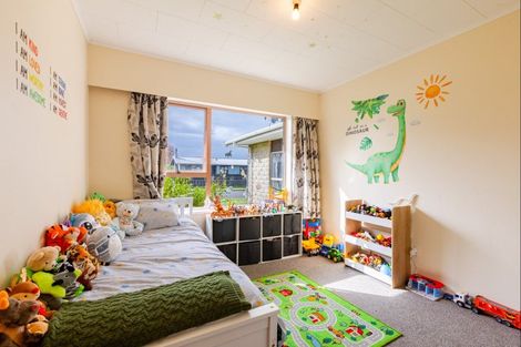 Photo of property in 37 Robinson Crescent, Tamatea, Napier, 4112