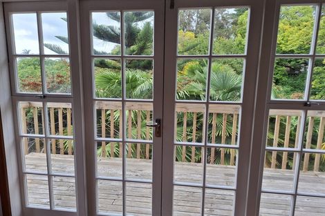 Photo of property in 39 Chaucer Road, Hospital Hill, Napier, 4110