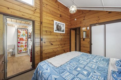 Photo of property in 15 Fairbank Avenue, Stratford, 4332