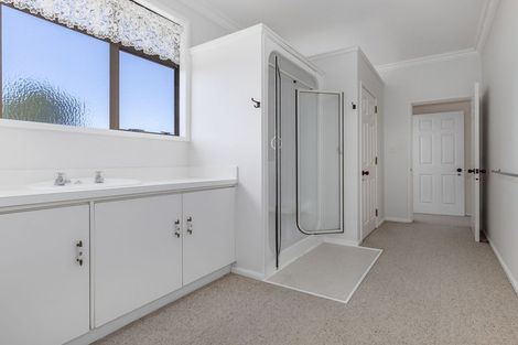 Photo of property in 28 Gordon Place, Levin, 5510