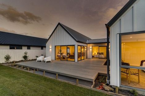 Photo of property in 5 Frank Ernest Crescent, Prebbleton, 7604