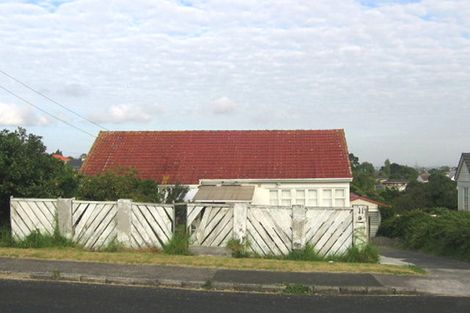 Photo of property in 2 Baitul Lane, Mount Roskill, Auckland, 1041