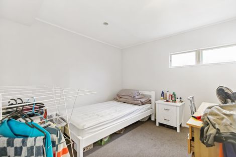 Photo of property in 44b Edgeworth Road, Glenfield, Auckland, 0629