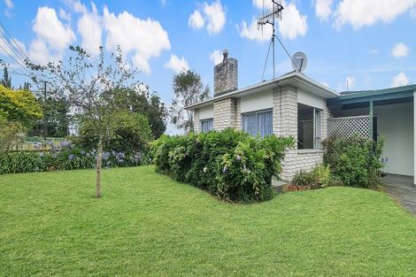 Photo of property in 24 Oaklea Avenue, Marton, 4710