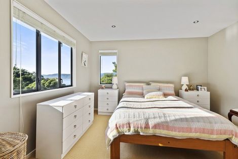 Photo of property in 10a Fettes Crescent, Seatoun, Wellington, 6022