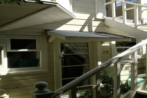 Photo of property in 21 Thorby Street, Northland, Wellington, 6012