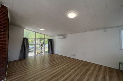 Photo of property in 11 Autumn Avenue, Glen Eden, Auckland, 0602