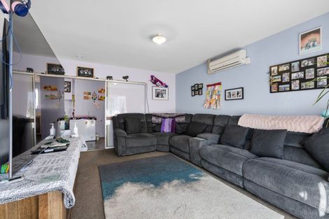 Photo of property in 2/426 Worcester Street, Linwood, Christchurch, 8011