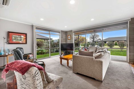 Photo of property in 4 Walnut Drive, Motueka, 7120