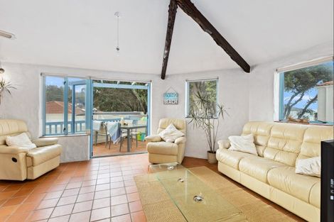 Photo of property in Oceanside Apartments, 25/453 Hibiscus Coast Highway, Orewa, 0931