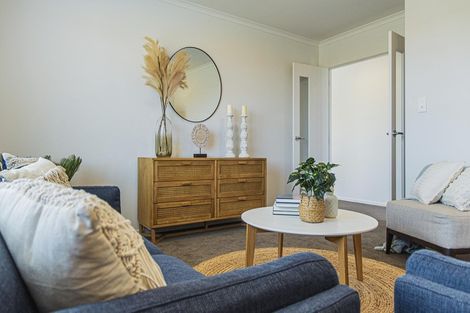 Photo of property in 11 Puroto Place, One Tree Point, 0118
