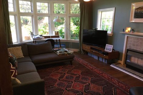 Photo of property in 20 Milne Terrace, Island Bay, Wellington, 6023