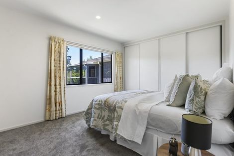 Photo of property in 70a Kirton Drive, Riverstone Terraces, Upper Hutt, 5018
