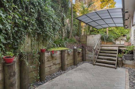 Photo of property in 10 Hobby Avenue, Birkdale, Auckland, 0626