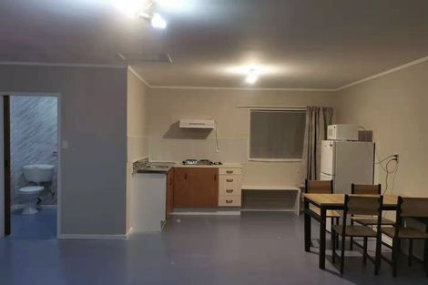 Photo of property in 18 Konini Road, Titirangi, Auckland, 0604