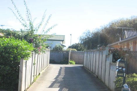 Photo of property in 9 Montilla Place, Manurewa, Auckland, 2102
