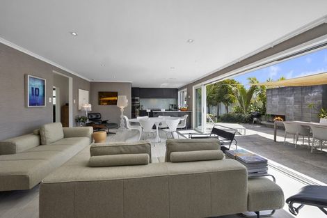 Photo of property in 14d Chilman Street, Strandon, New Plymouth, 4312