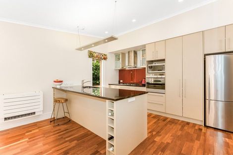 Photo of property in 12 Woburn Road, Northland, Wellington, 6012
