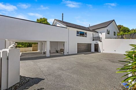 Photo of property in 7a Caledonia Place, Highlands Park, New Plymouth, 4312