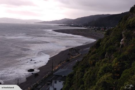 Photo of property in 465 Muritai Road, Eastbourne, Lower Hutt, 5013