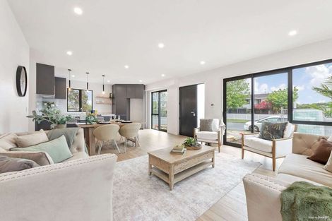 Photo of property in 17e Stanniland Street, Sunnyhills, Auckland, 2010