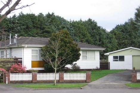 Photo of property in 44 Escort Grove, Awapuni, Palmerston North, 4412