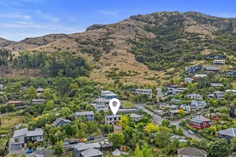 Photo of property in 37 Cornwall Road, Lyttelton, 8082