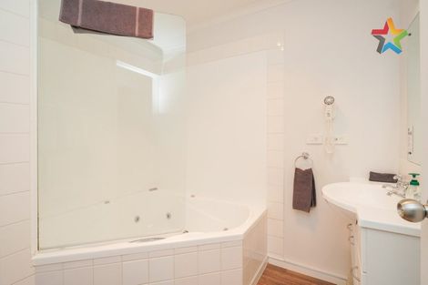 Photo of property in 8a-d Tay Street, Turnbull Thomson Park, Invercargill, 9810