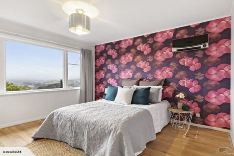 Photo of property in 125 Broderick Road, Johnsonville, Wellington, 6037