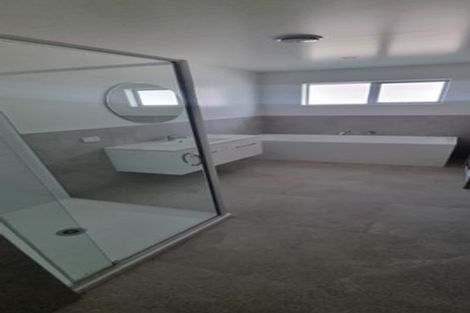 Photo of property in 8 Monterey Rise, Te Kamo, 0112