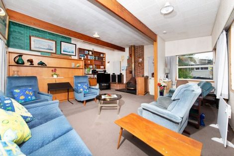 Photo of property in 49 Eskdale Road, Birkdale, Auckland, 0626