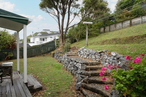 Photo of property in 6 Buccaneer Place, Grenada Village, Wellington, 6037