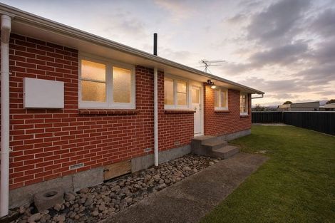 Photo of property in 2/7 Mitre Grove, Trentham, Upper Hutt, 5018