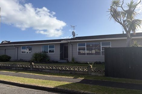 Photo of property in 1 Patete Place, Tawhero, Whanganui, 4501