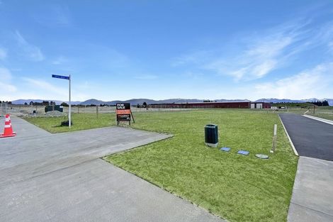 Photo of property in 10 Burkett Street, Marshland, Christchurch, 8051