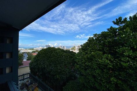 Photo of property in 219f6 Grant Road, Thorndon, Wellington, 6011