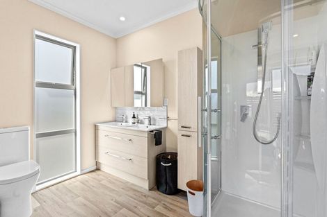 Photo of property in 15a Esther Street, Martinborough, 5711